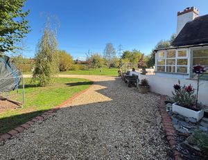 Photo 17- click for photo gallery